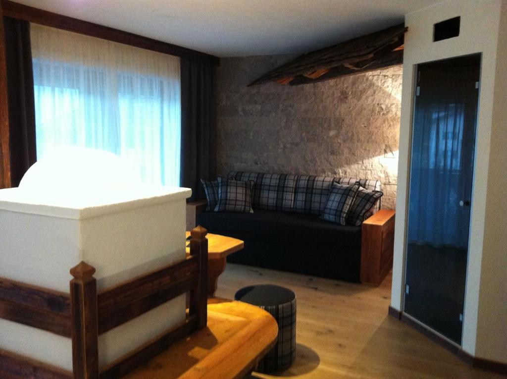 Sport Hotel Majare Pozza di Fassa Exterior photo